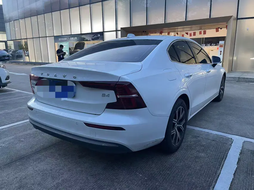 Volvo S60
