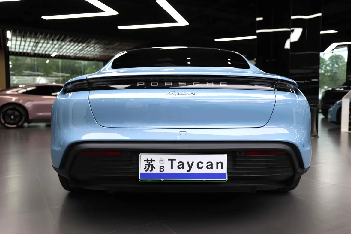 Porsche Taycan