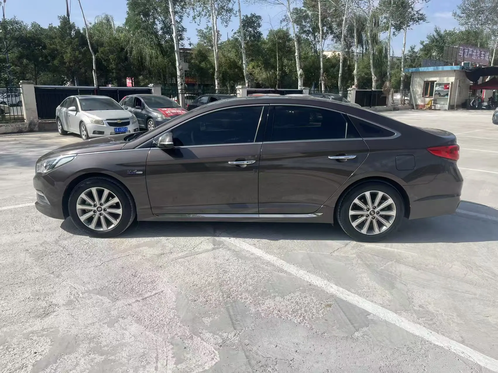Hyundai Sonata nine