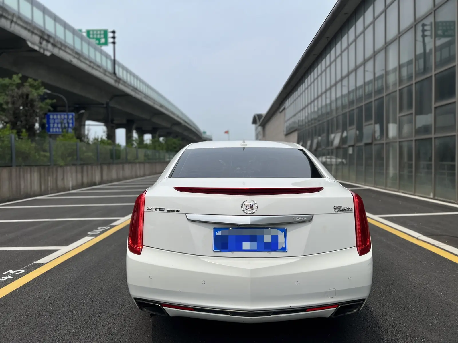 Cadillac XTS