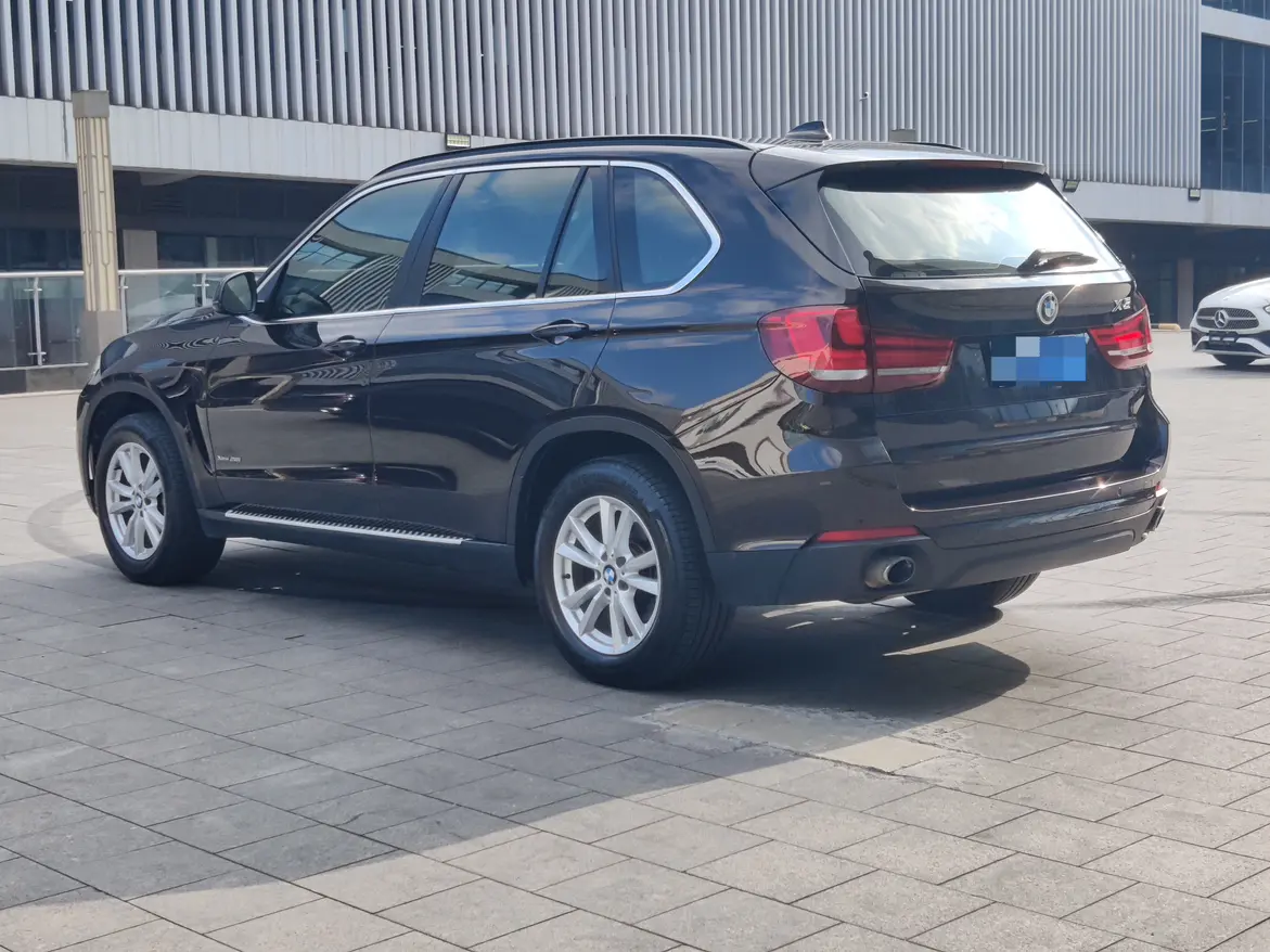 BMW X5 (imported)