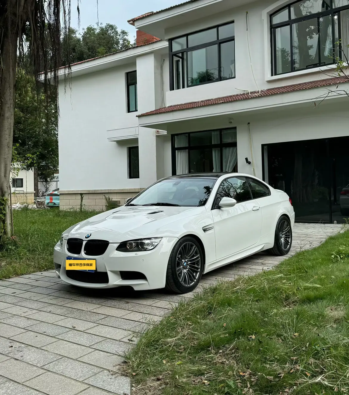 BMW M3  из Китая