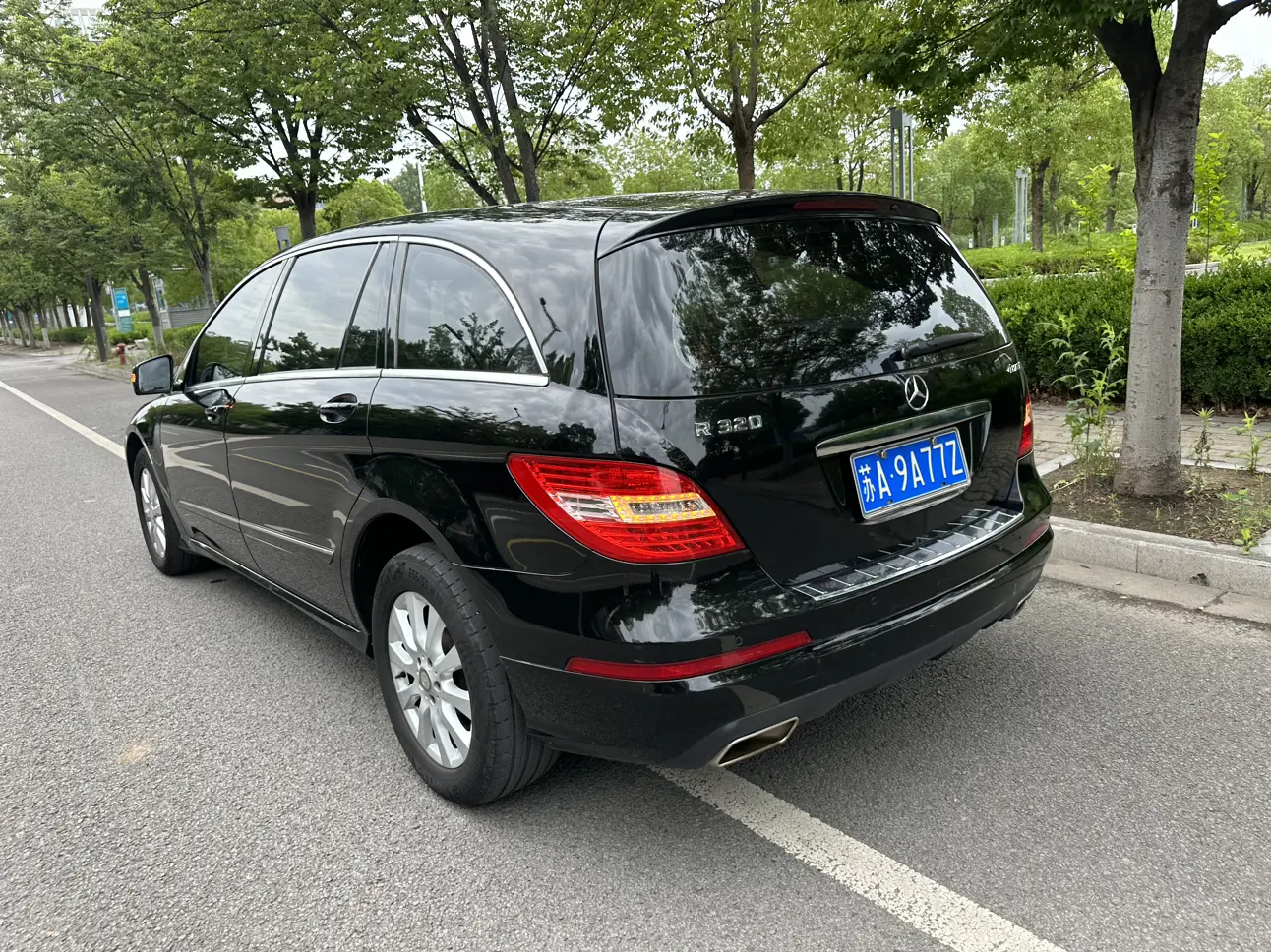 Mercedes-Benz R-Class
