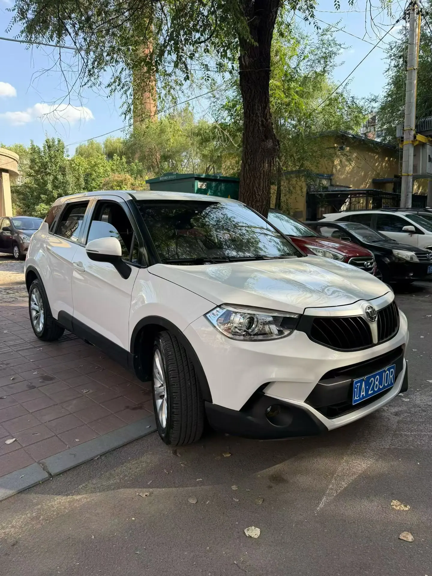 Brilliance China V3