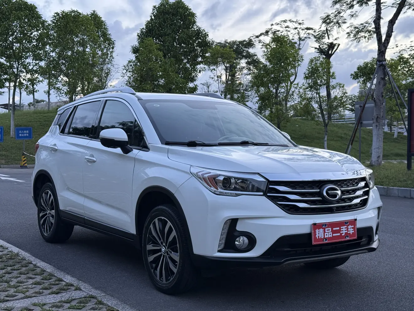 GAC Trumpchi GS4