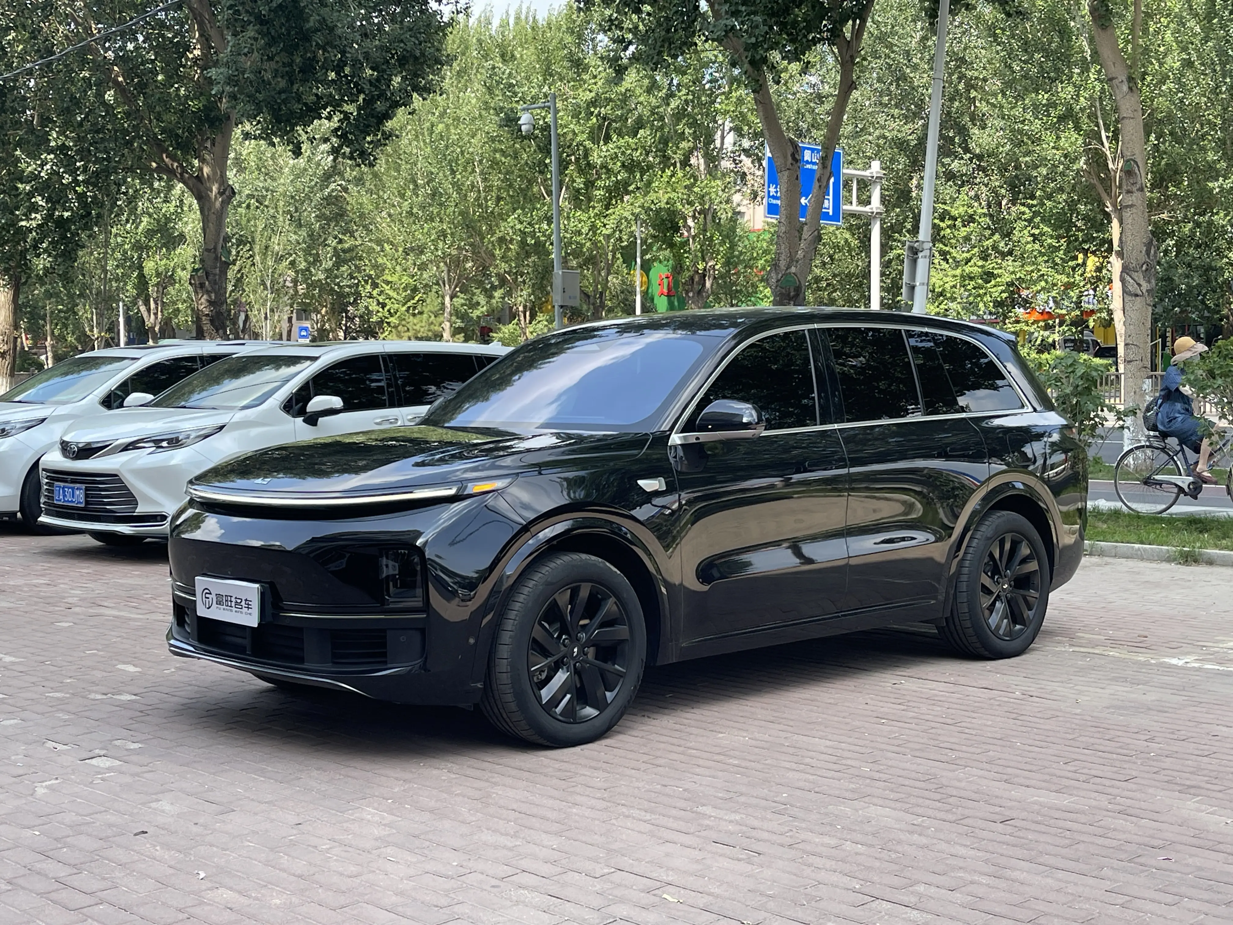 Li L8 (Ideal L8)  из Китая