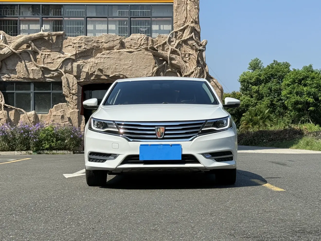 Roewe i6