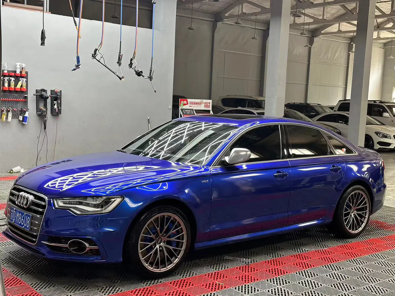 Audi S6  из Китая