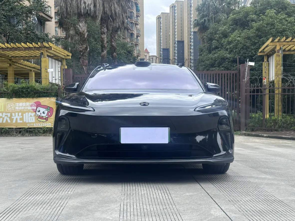 NIO ET5T  из Китая