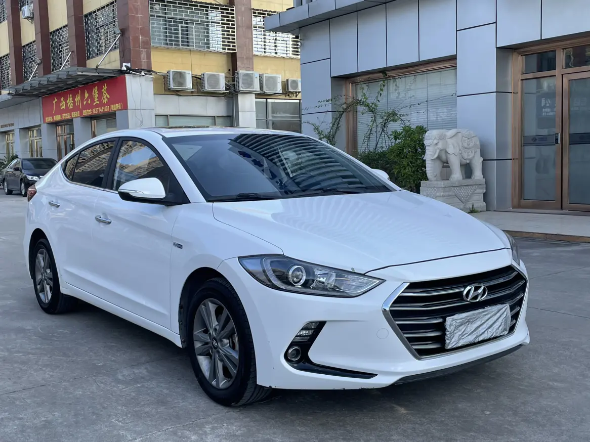 Hyundai Lead