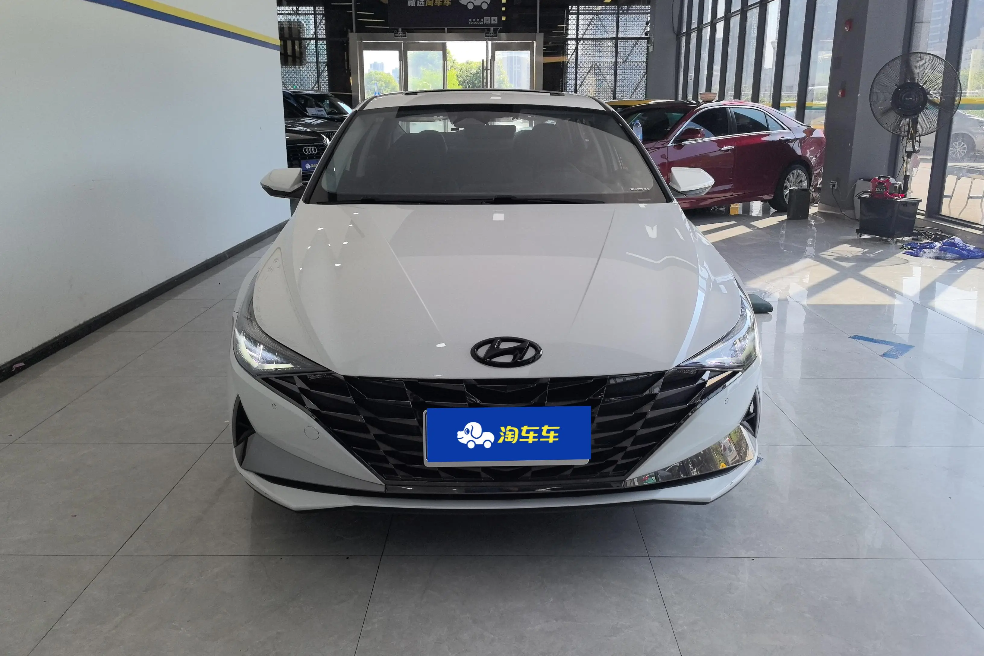 Hyundai Elantra