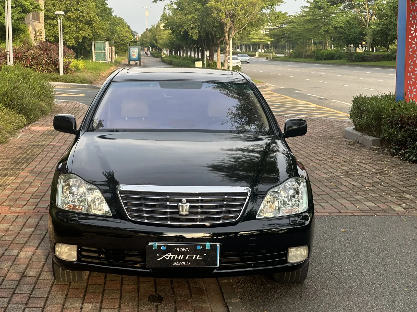 Toyota Crown  из Китая