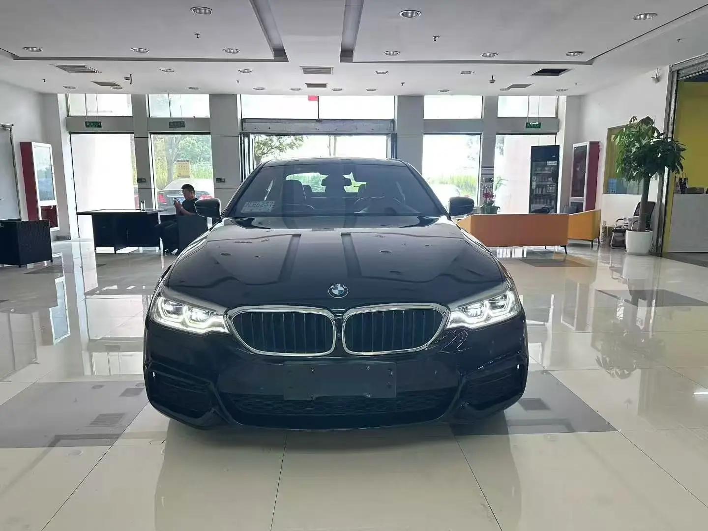 BMW 5 Series (imported)  из Китая