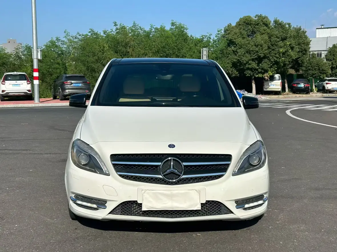 Mercedes-Benz Mercedes Benz B Class  из Китая