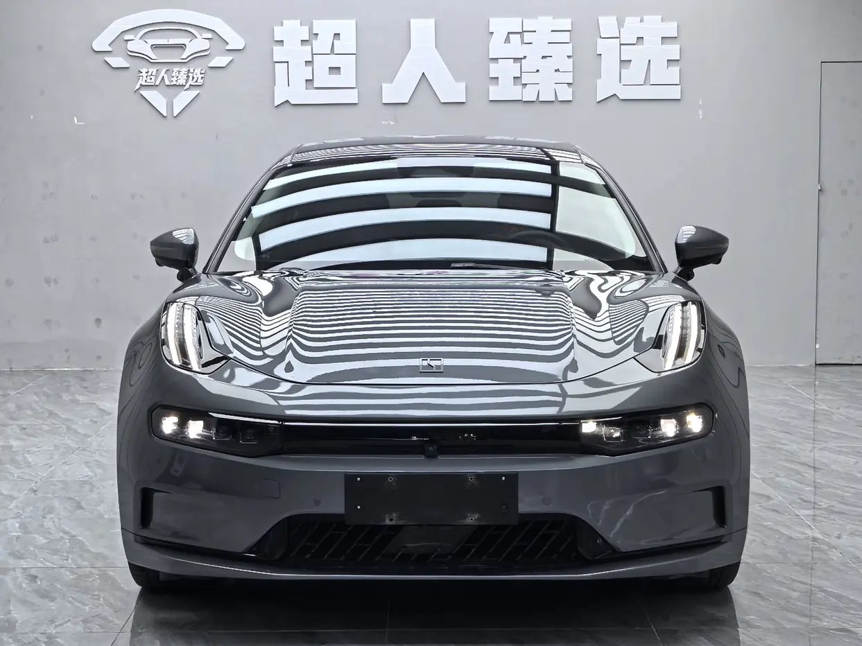 ZEEKR 001  из Китая