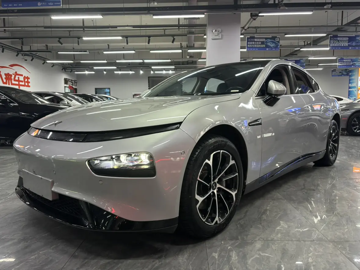 Xpeng P7
