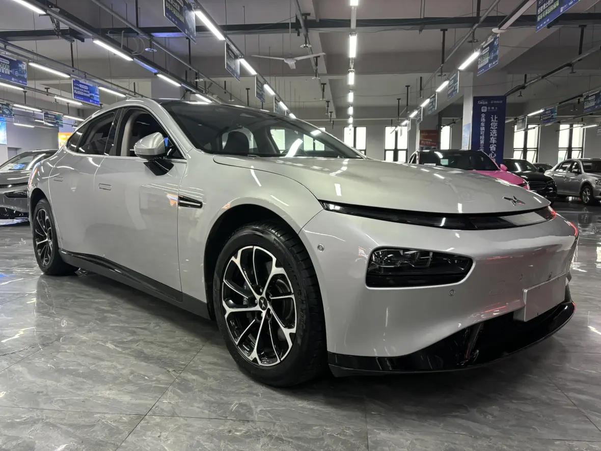 Xpeng P7