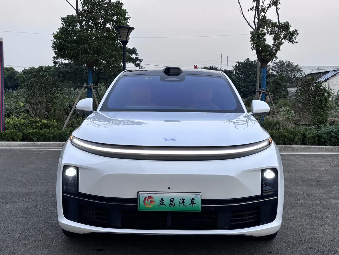 Lixiang L7