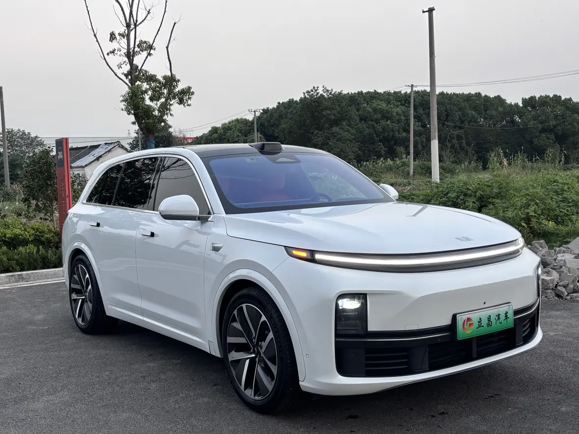 Lixiang L7