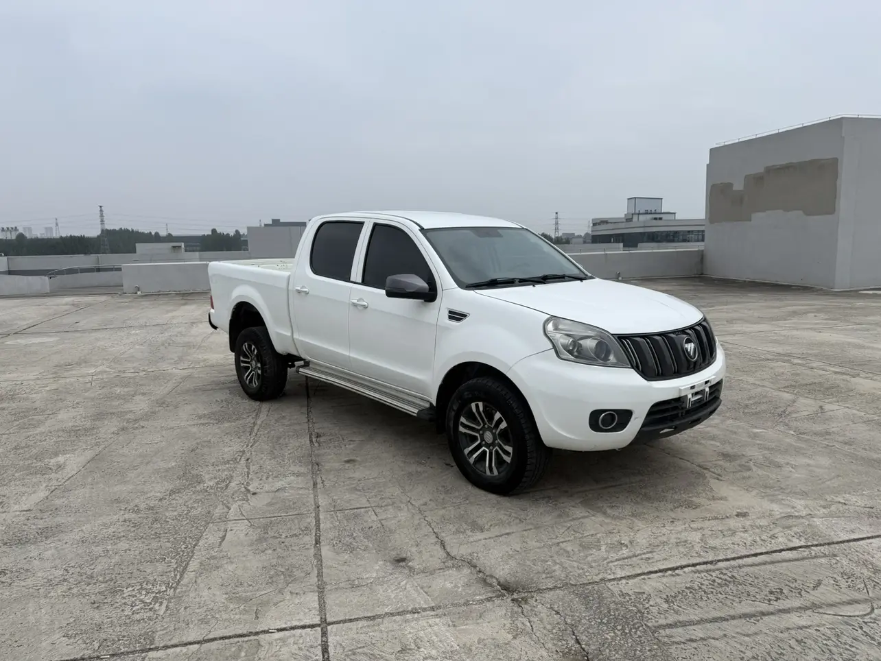 Foton Conqueror 3