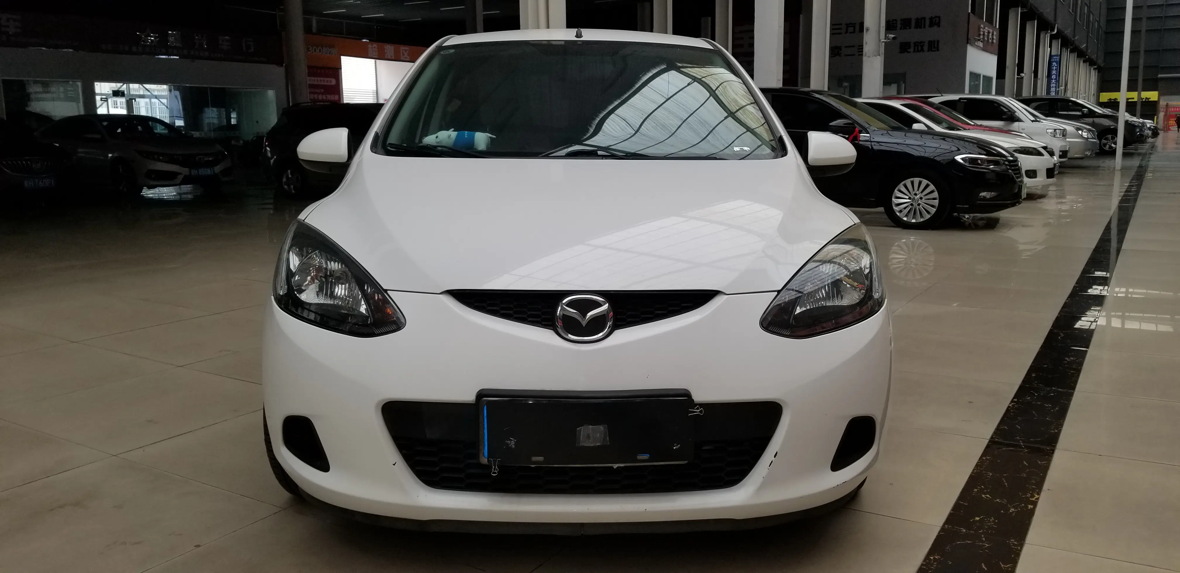 Mazda 2