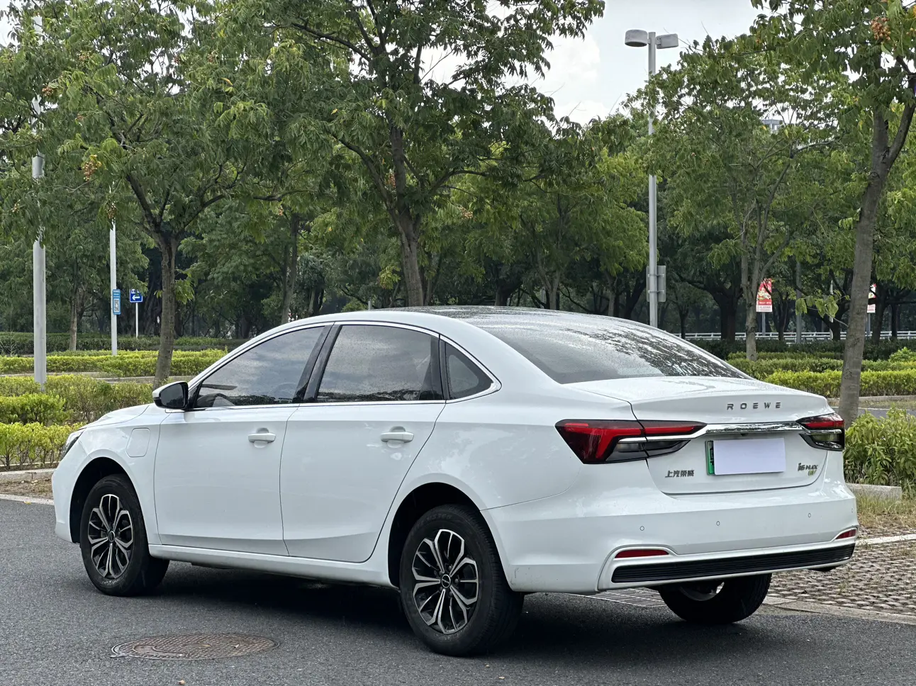 Roewe i6 MAX EV