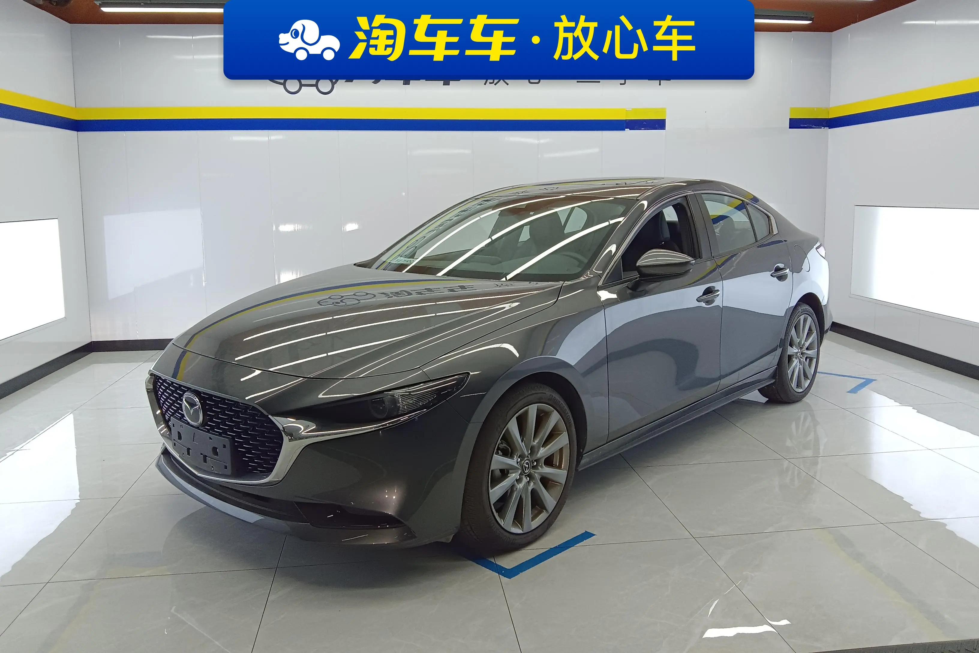 Mazda 3 Angkesela