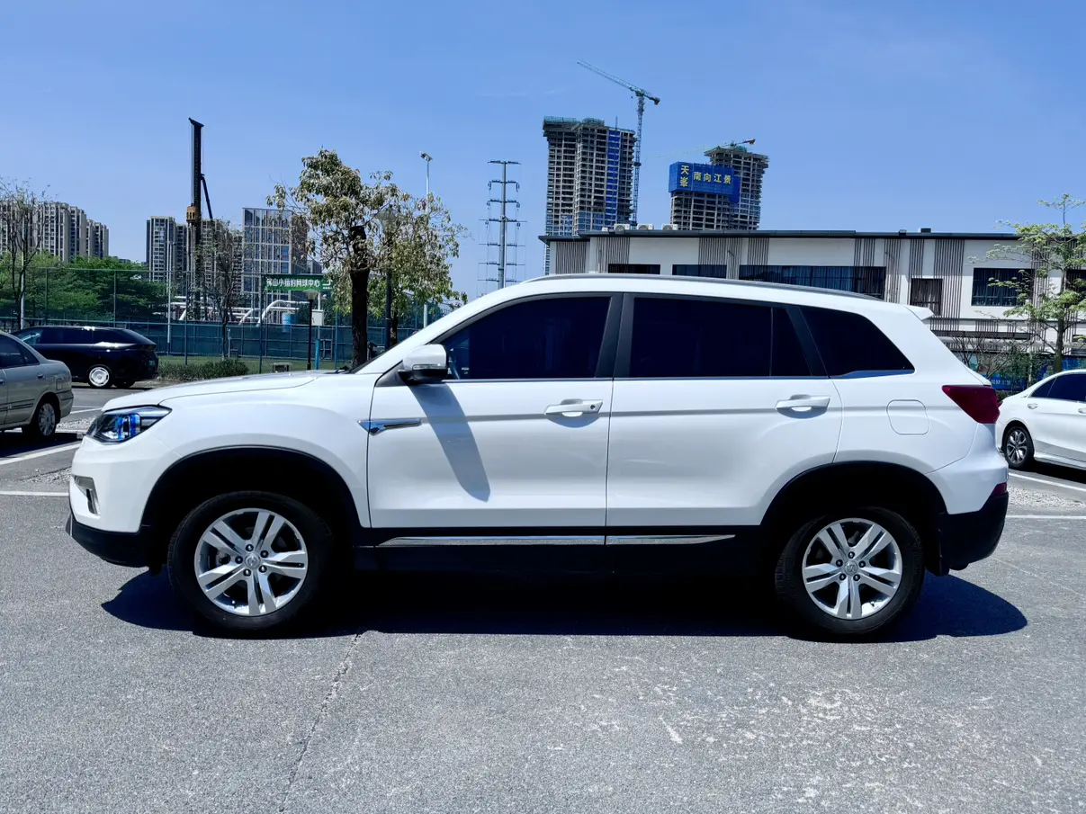 Changan CS75