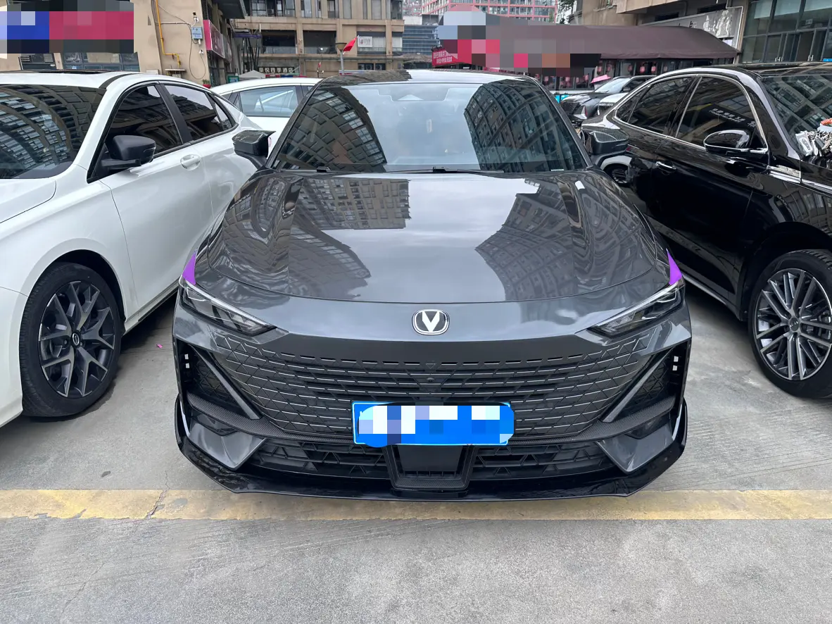 Changan UNI-V