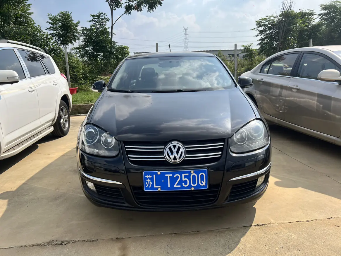 Volkswagen Sagitar  из Китая