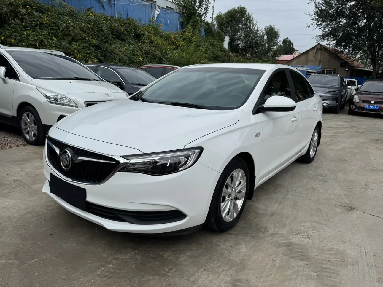 Buick Yinglang