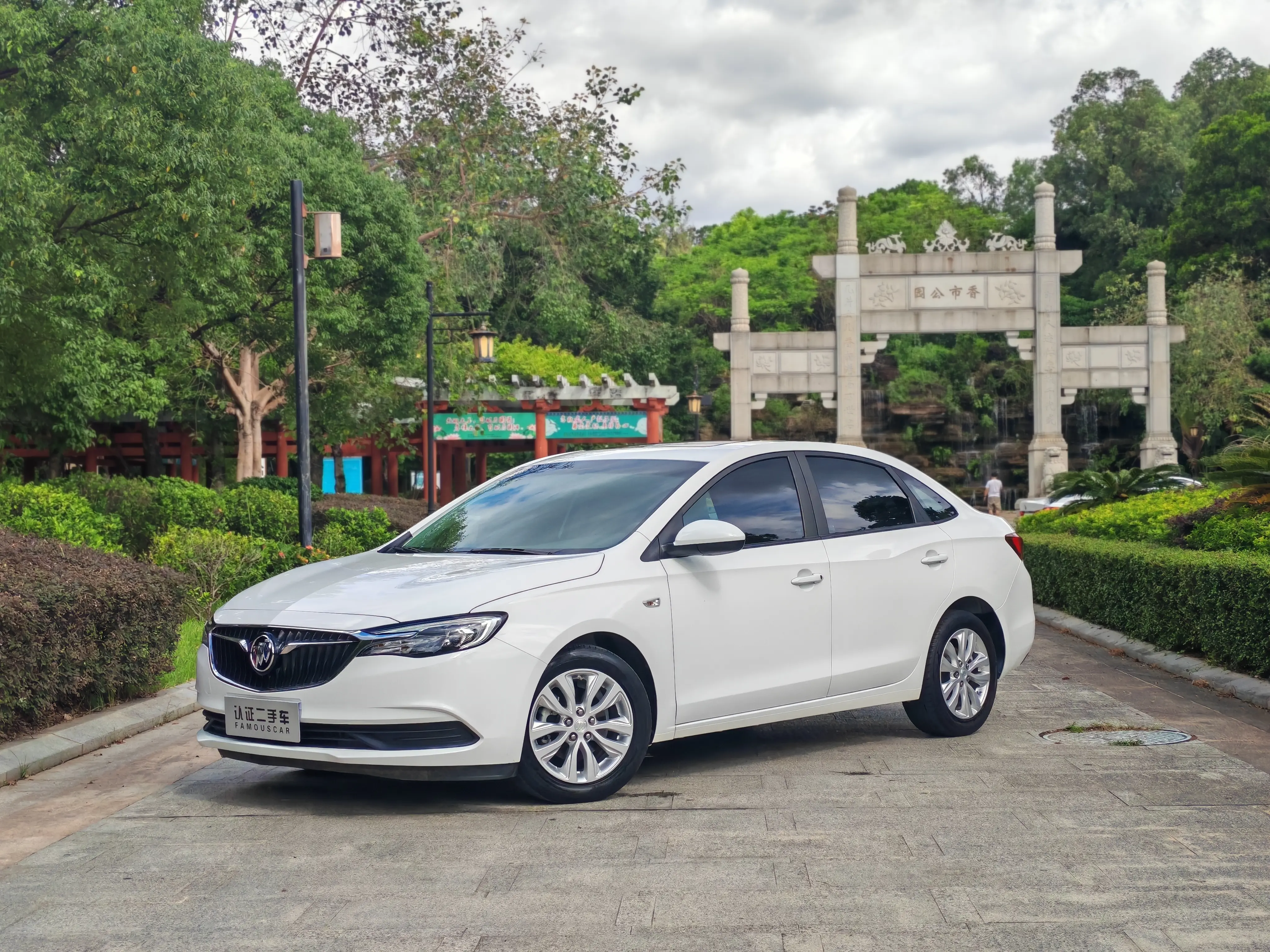 Buick Yinglang
