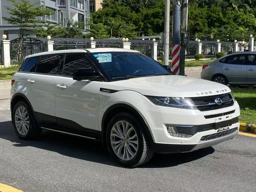 Lu Feng Landwind X7