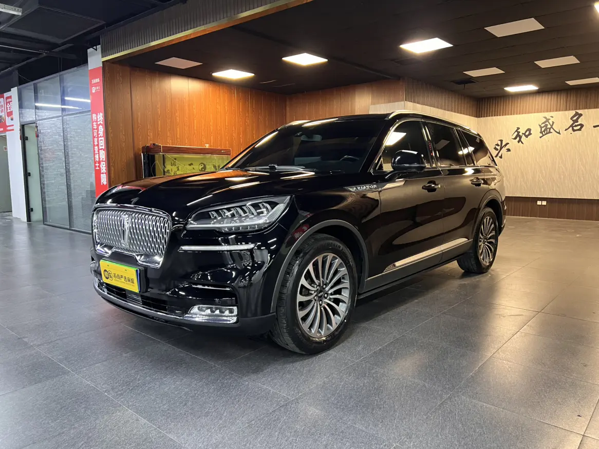 Lincoln Aviator