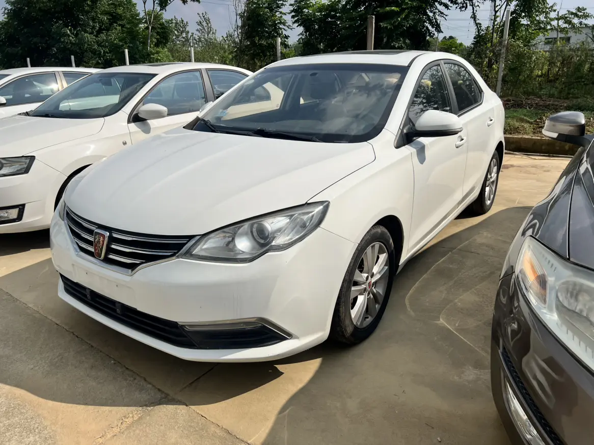 Roewe 360  из Китая