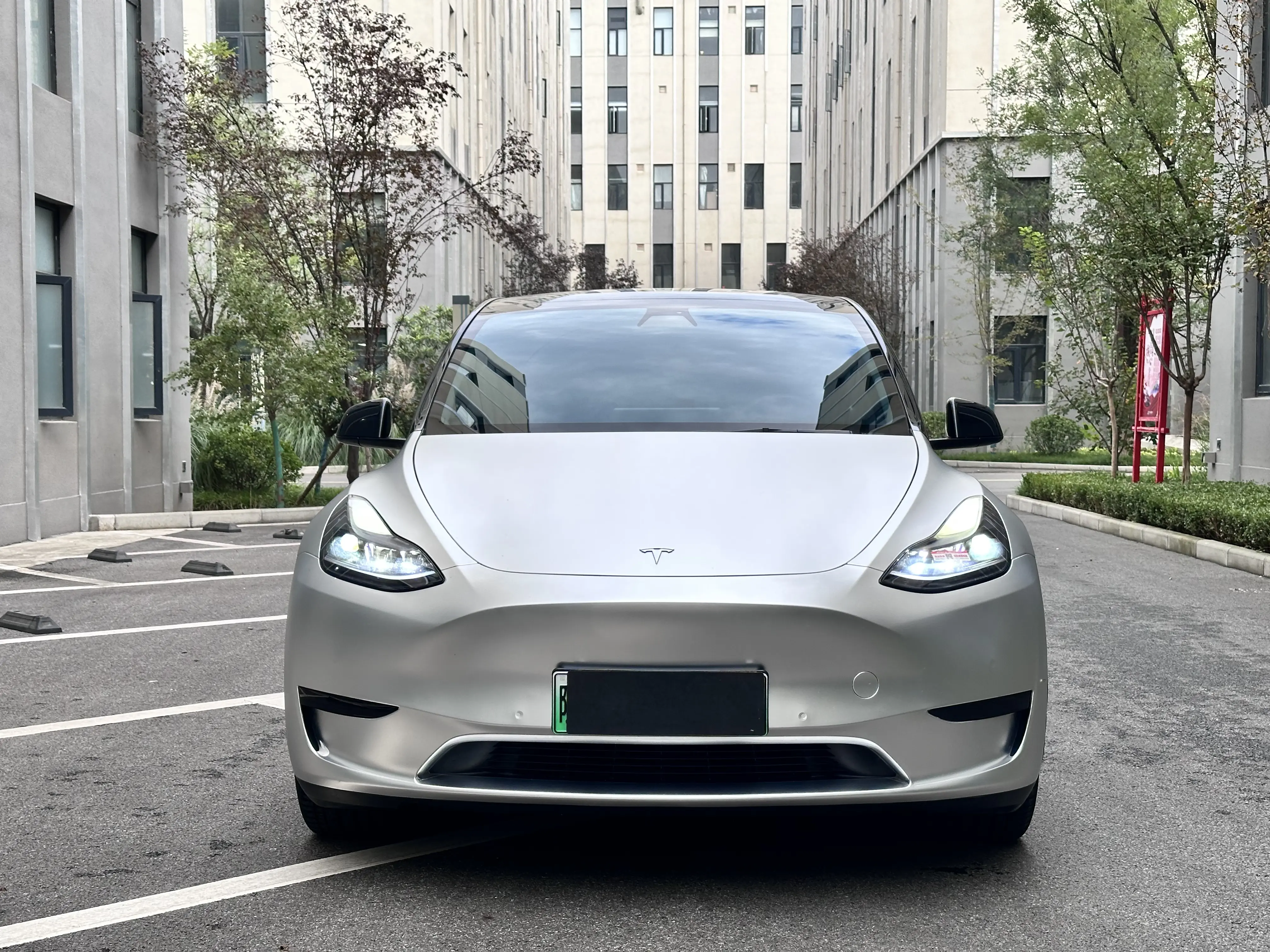 Tesla Model Y  из Китая