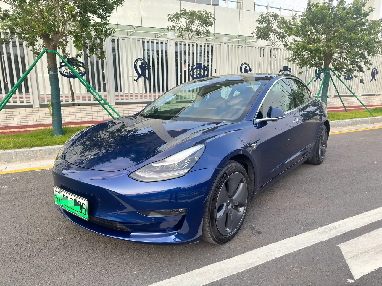 Tesla Model 3  из Китая
