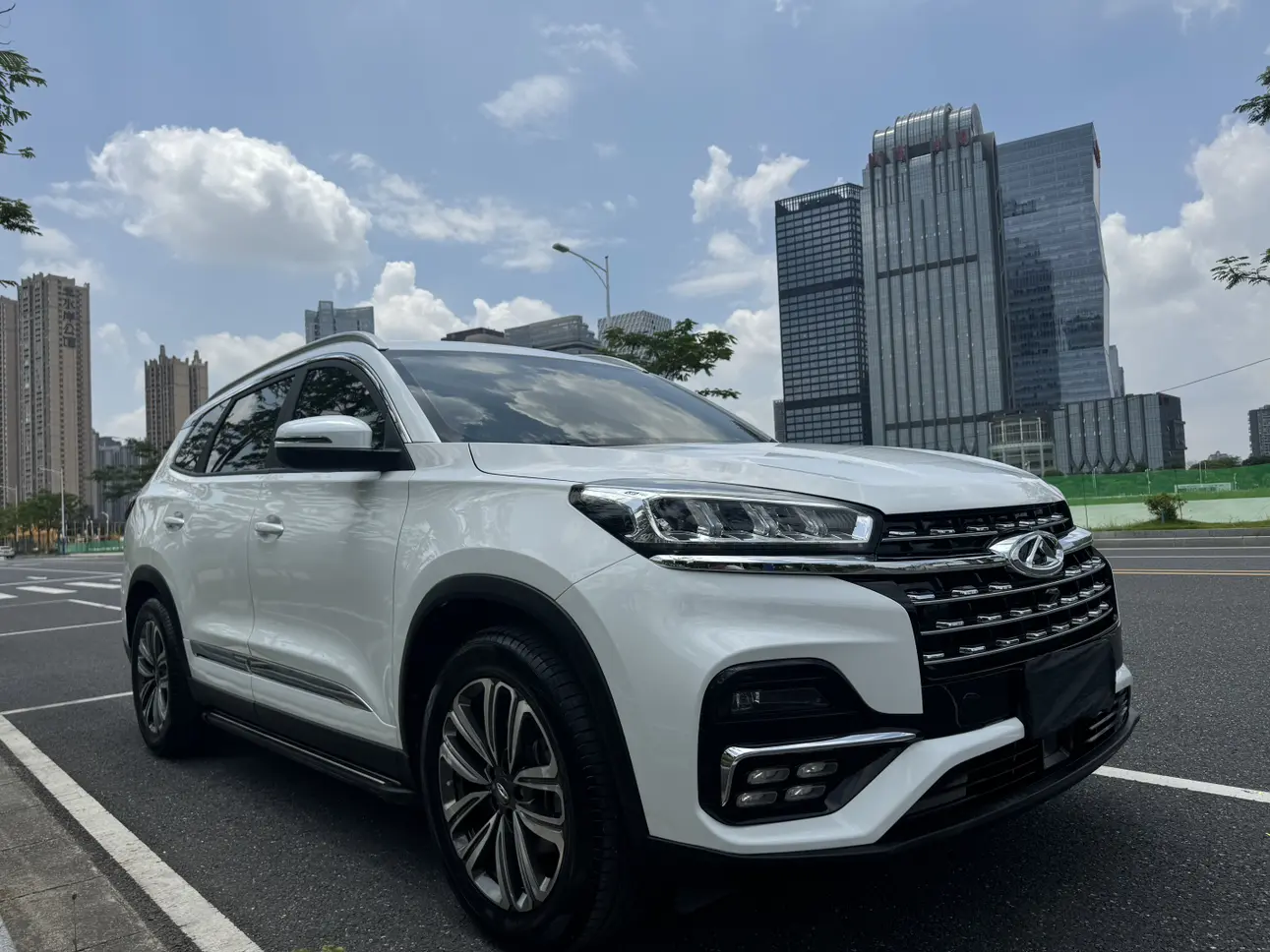 Chery Tiggo 8