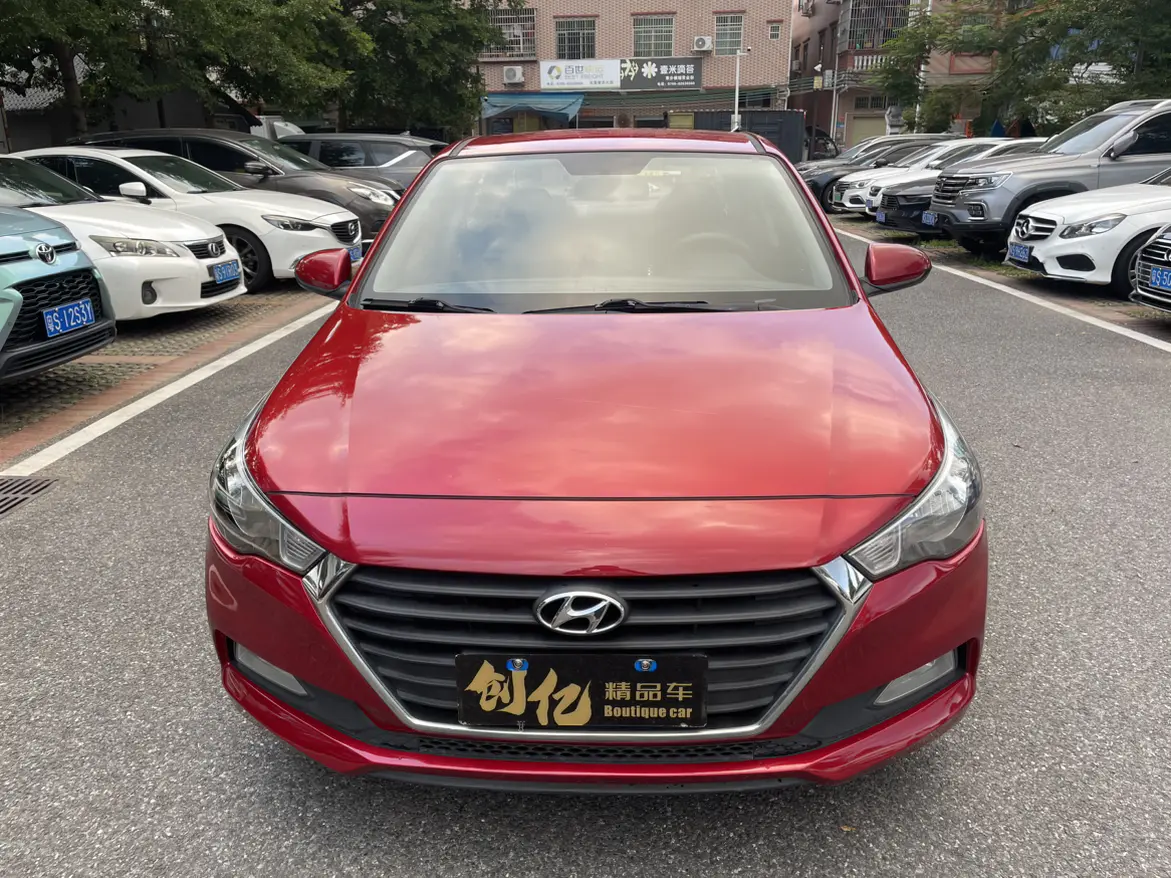 Hyundai Accept