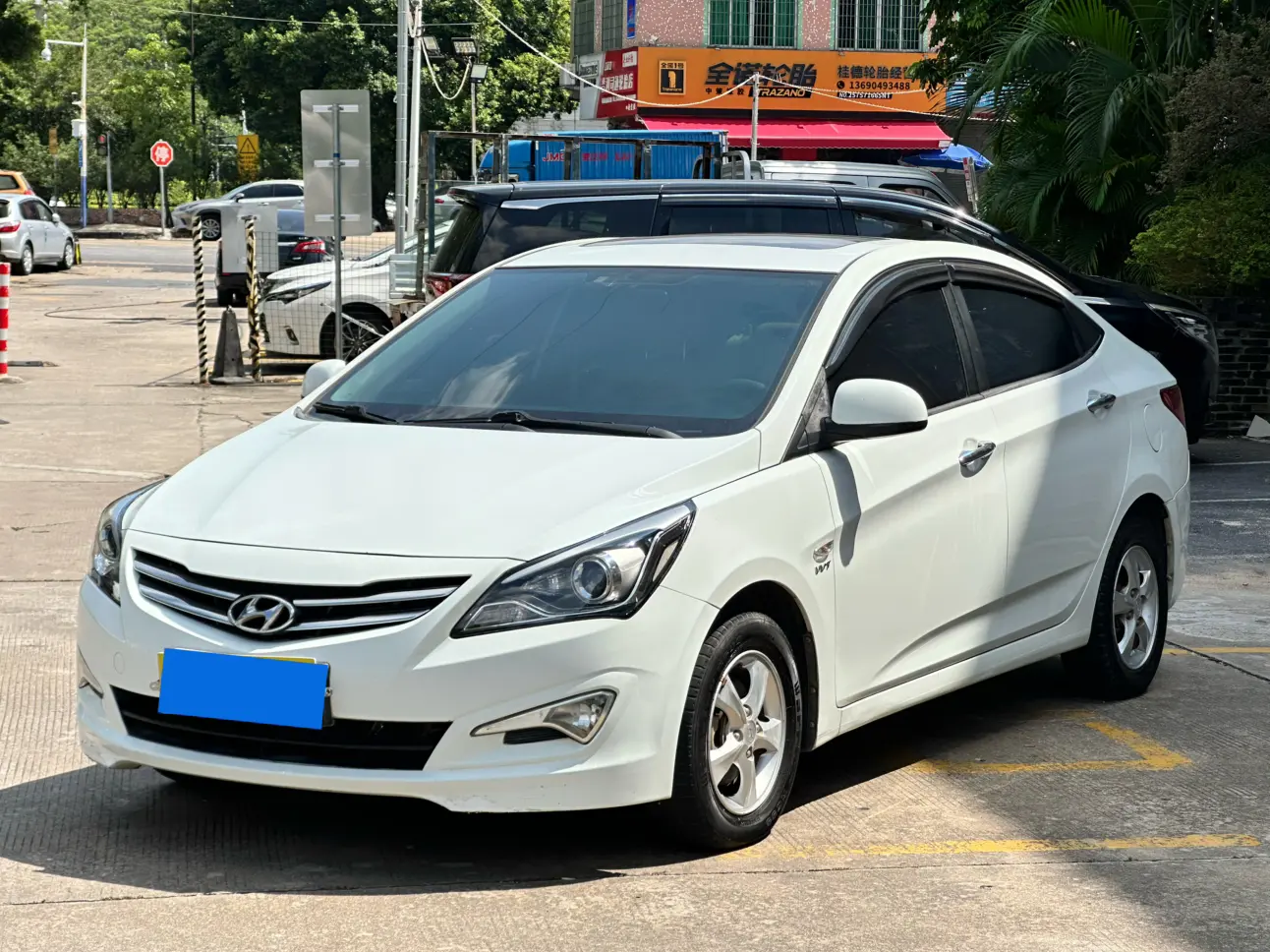 Hyundai Rena