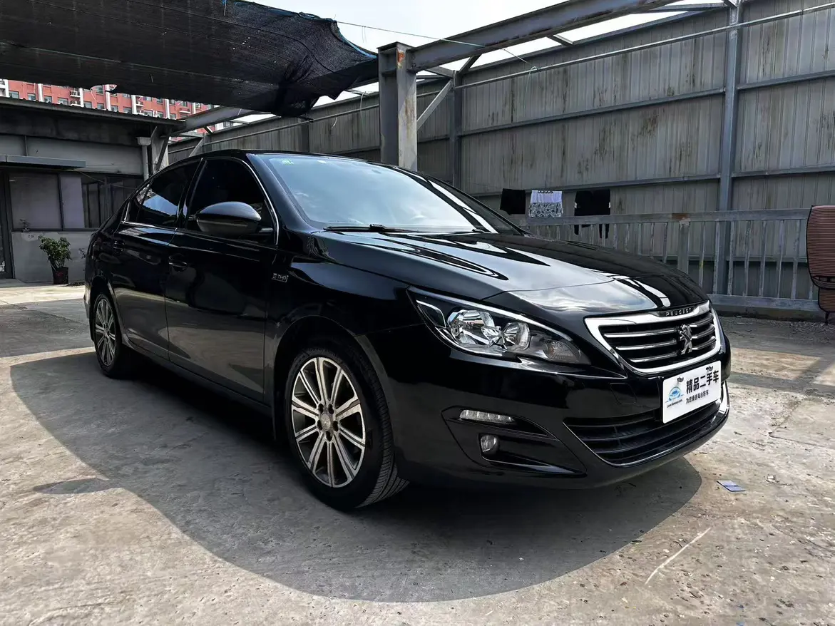 Peugeot 408