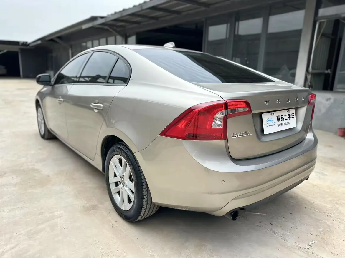 Volvo S60