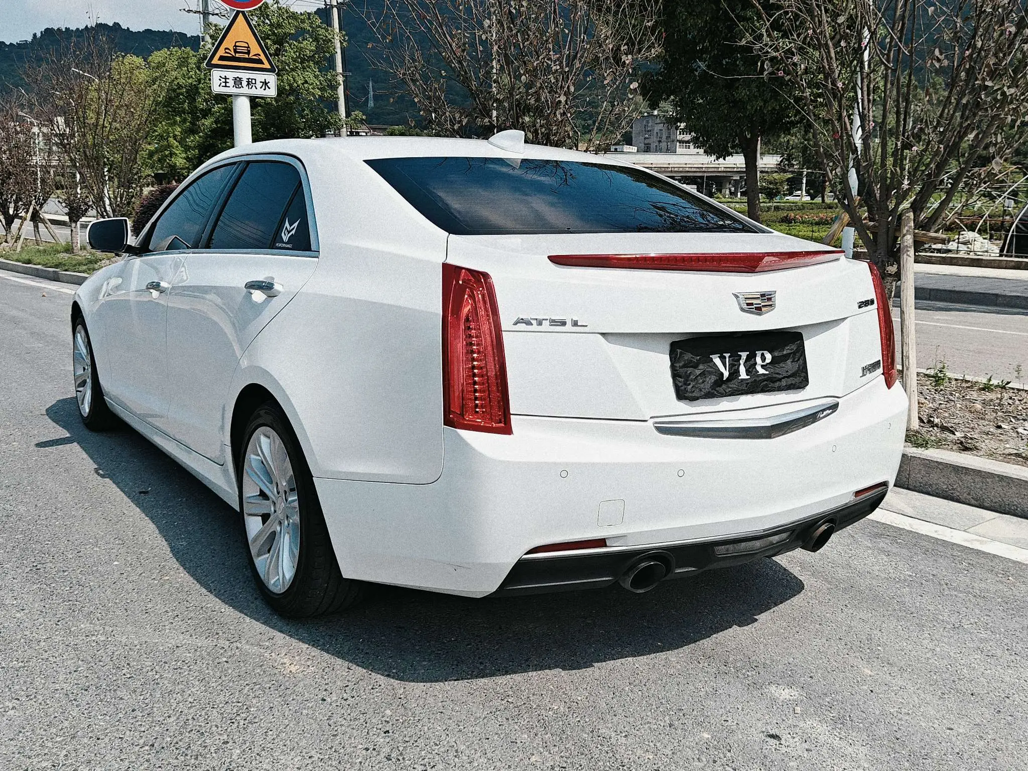 Cadillac ATS-L