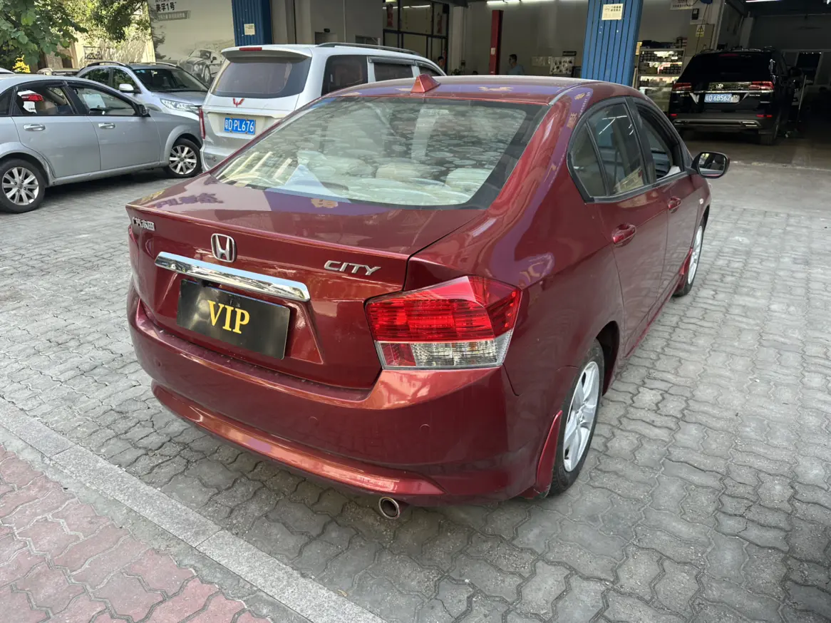 Honda Avant-garde classic