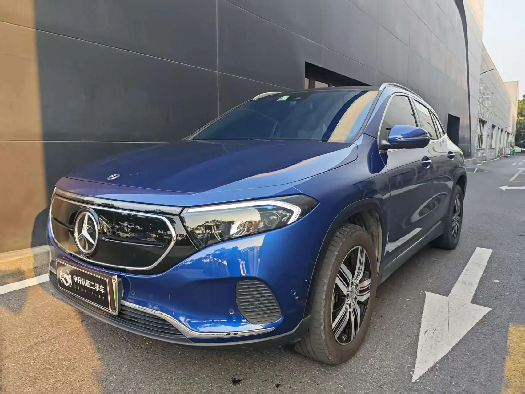 Mercedes-Benz Mercedes Benz EQA