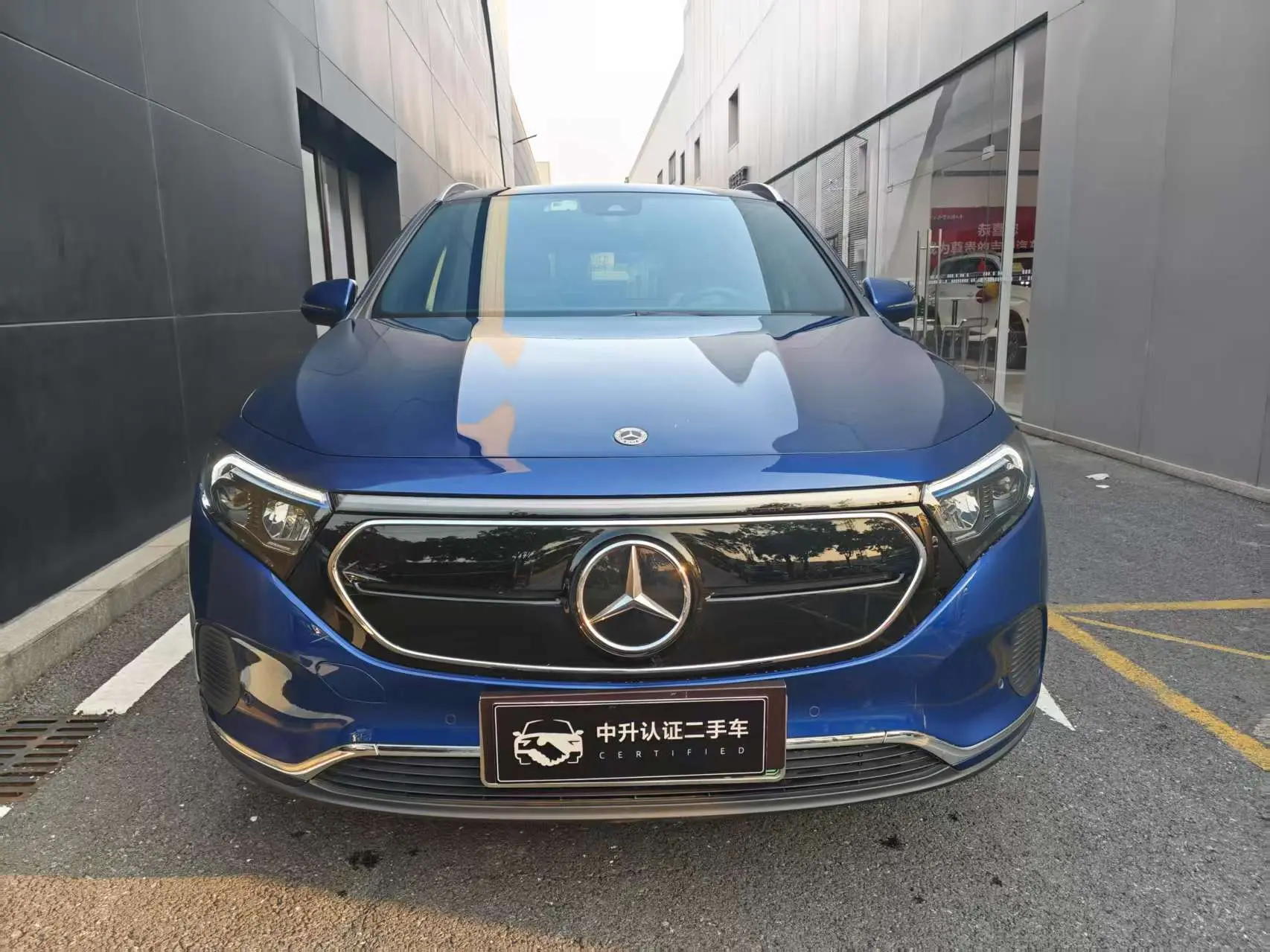 Mercedes-Benz Mercedes Benz EQA