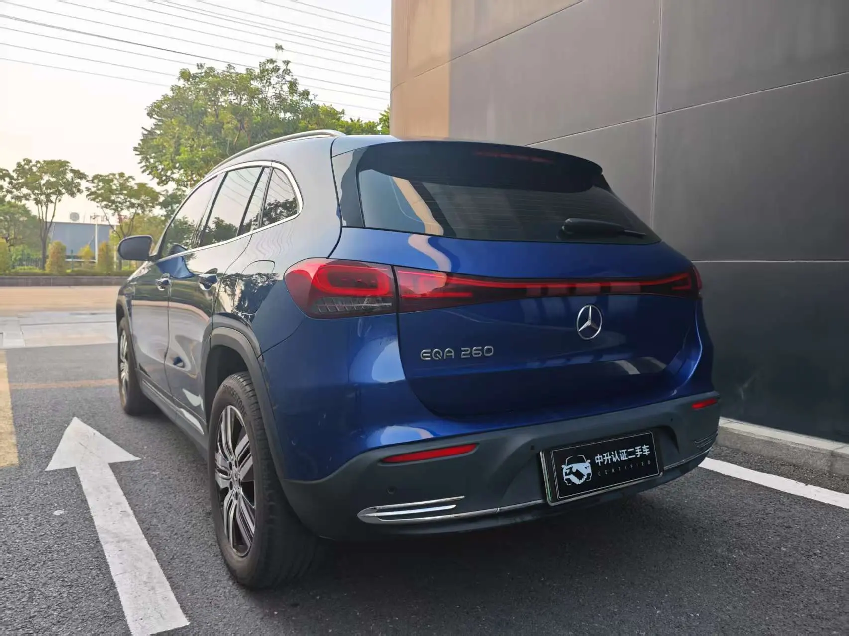 Mercedes-Benz Mercedes Benz EQA