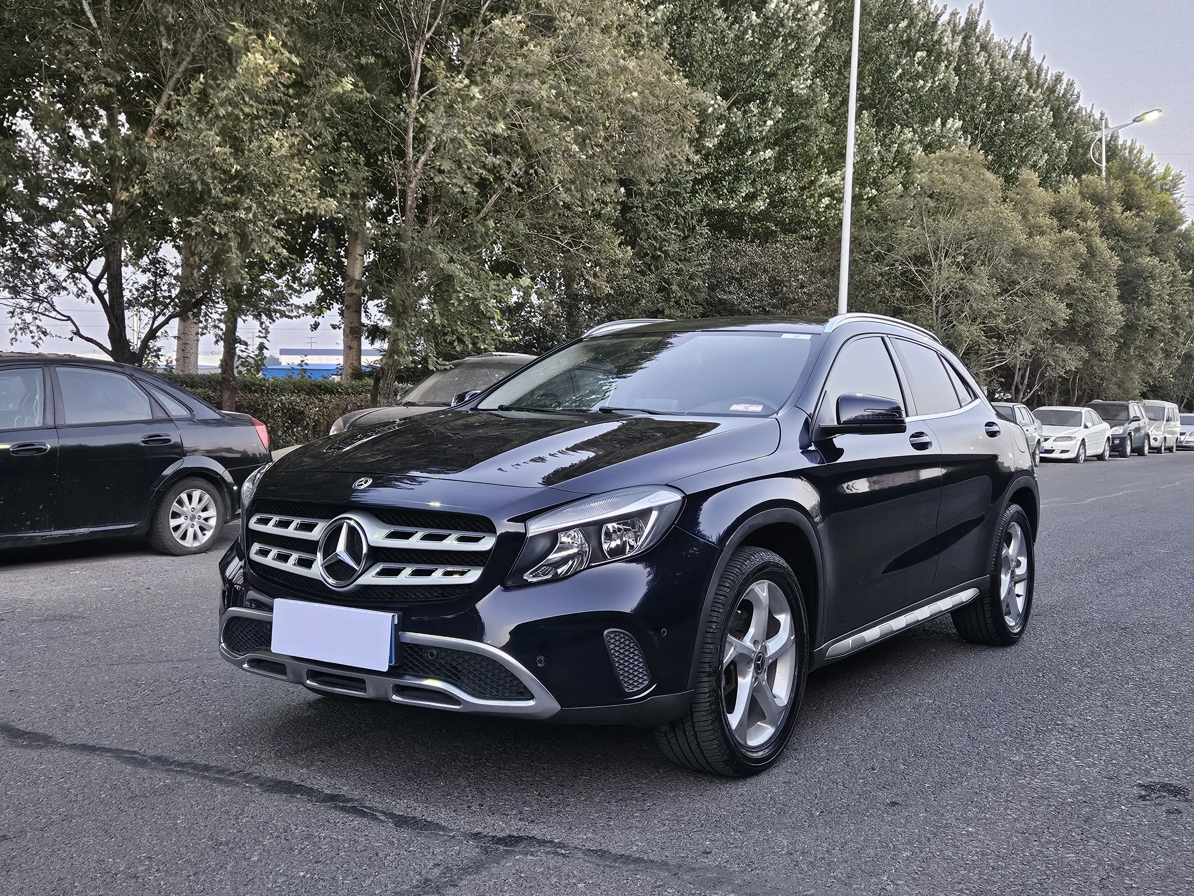 Mercedes-Benz GLA  из Китая