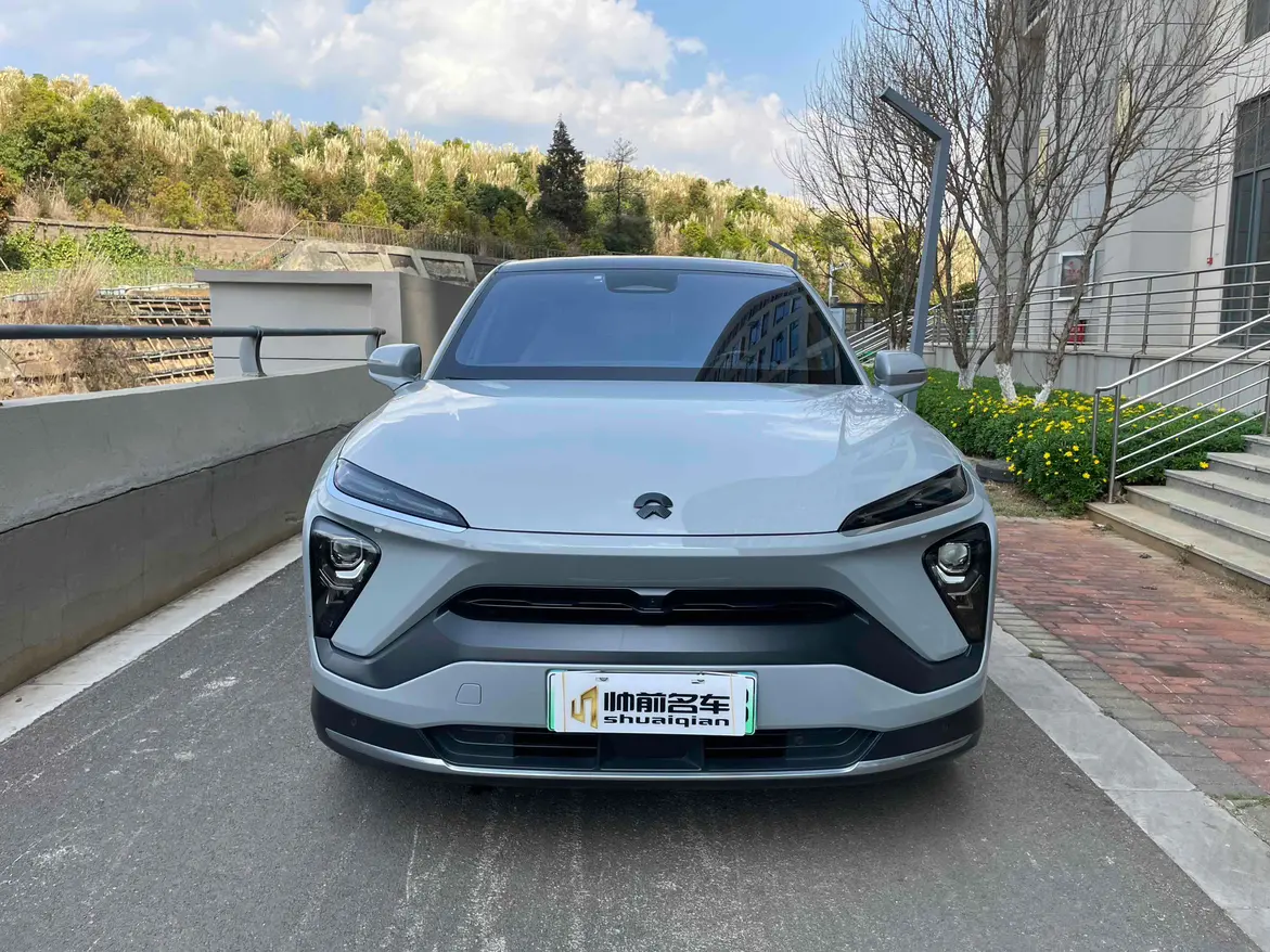 NIO EC6  из Китая