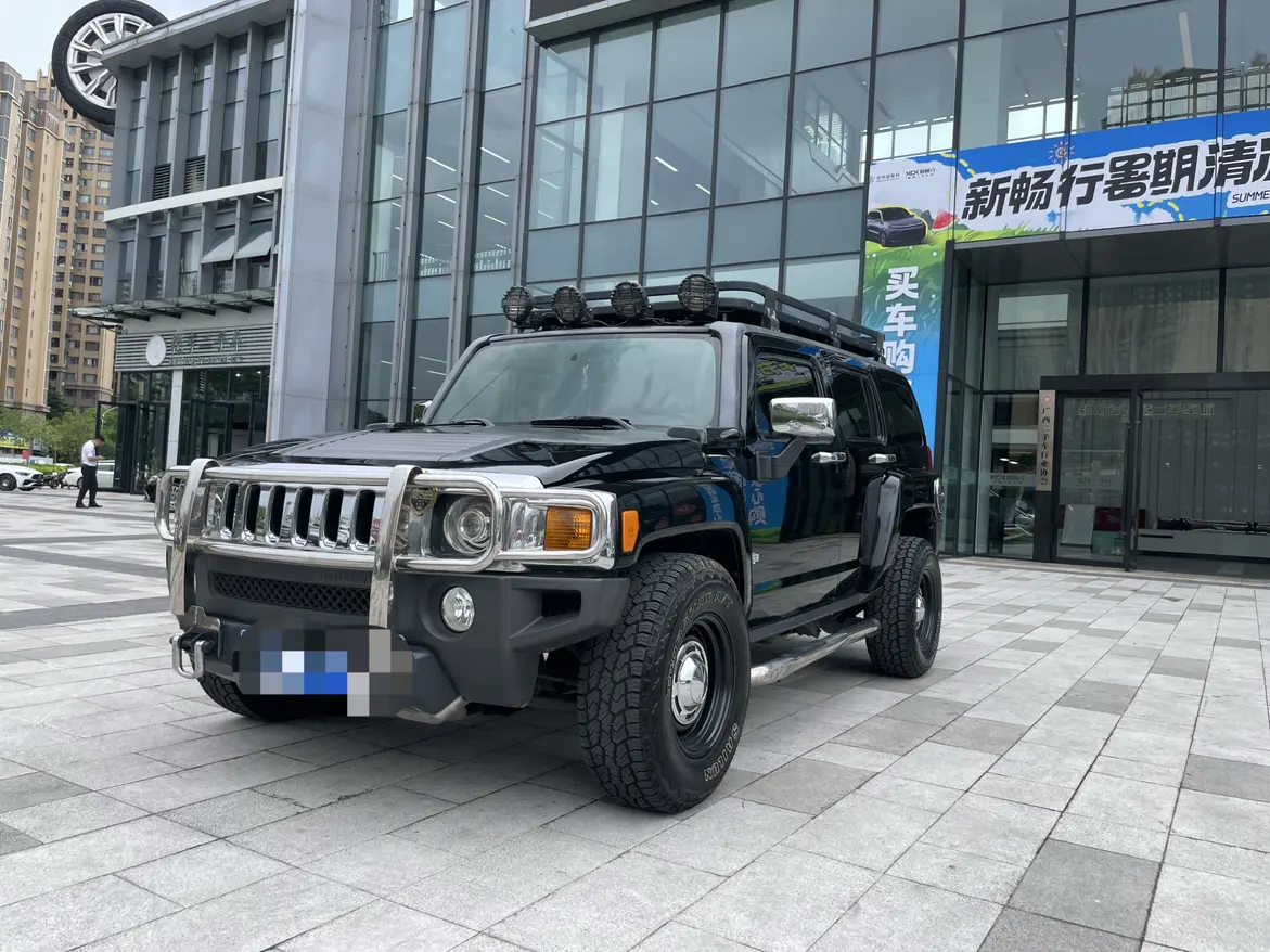 Hummer H3